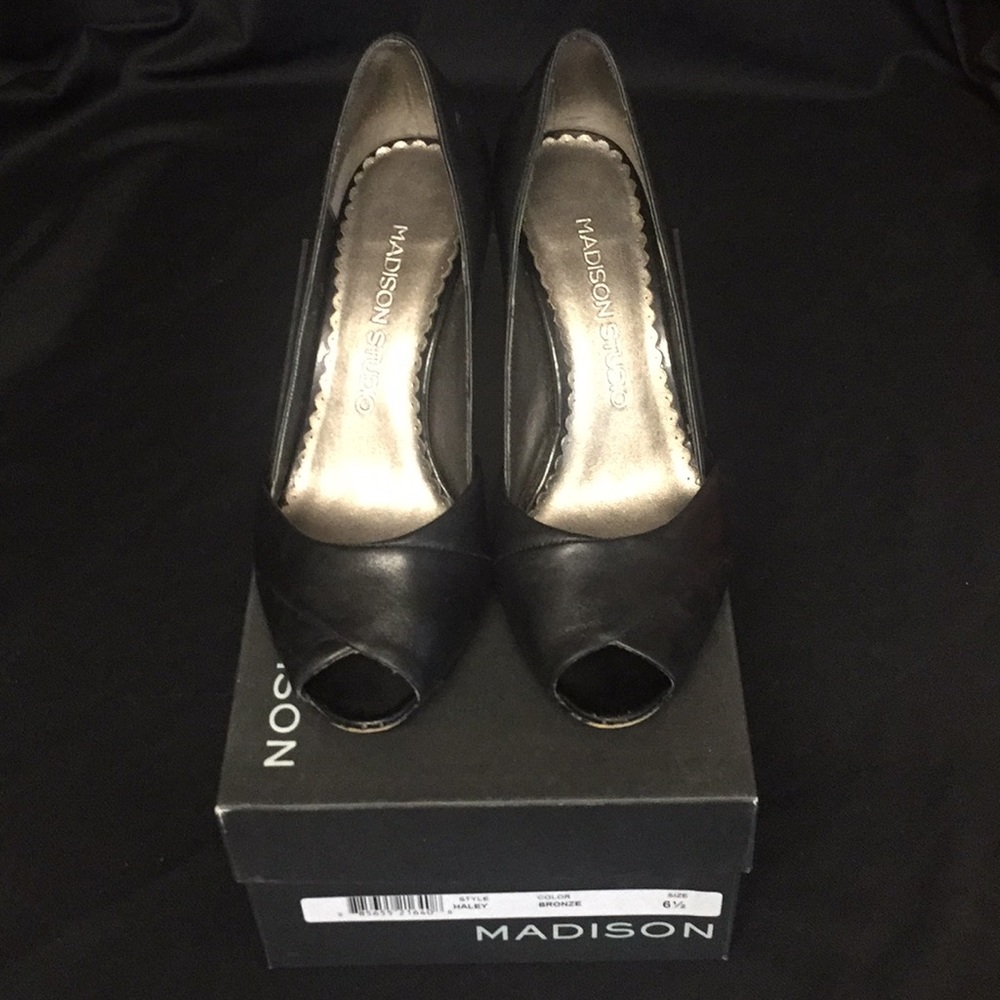 Black Madison Studio Open Toe 2.5in Heel.